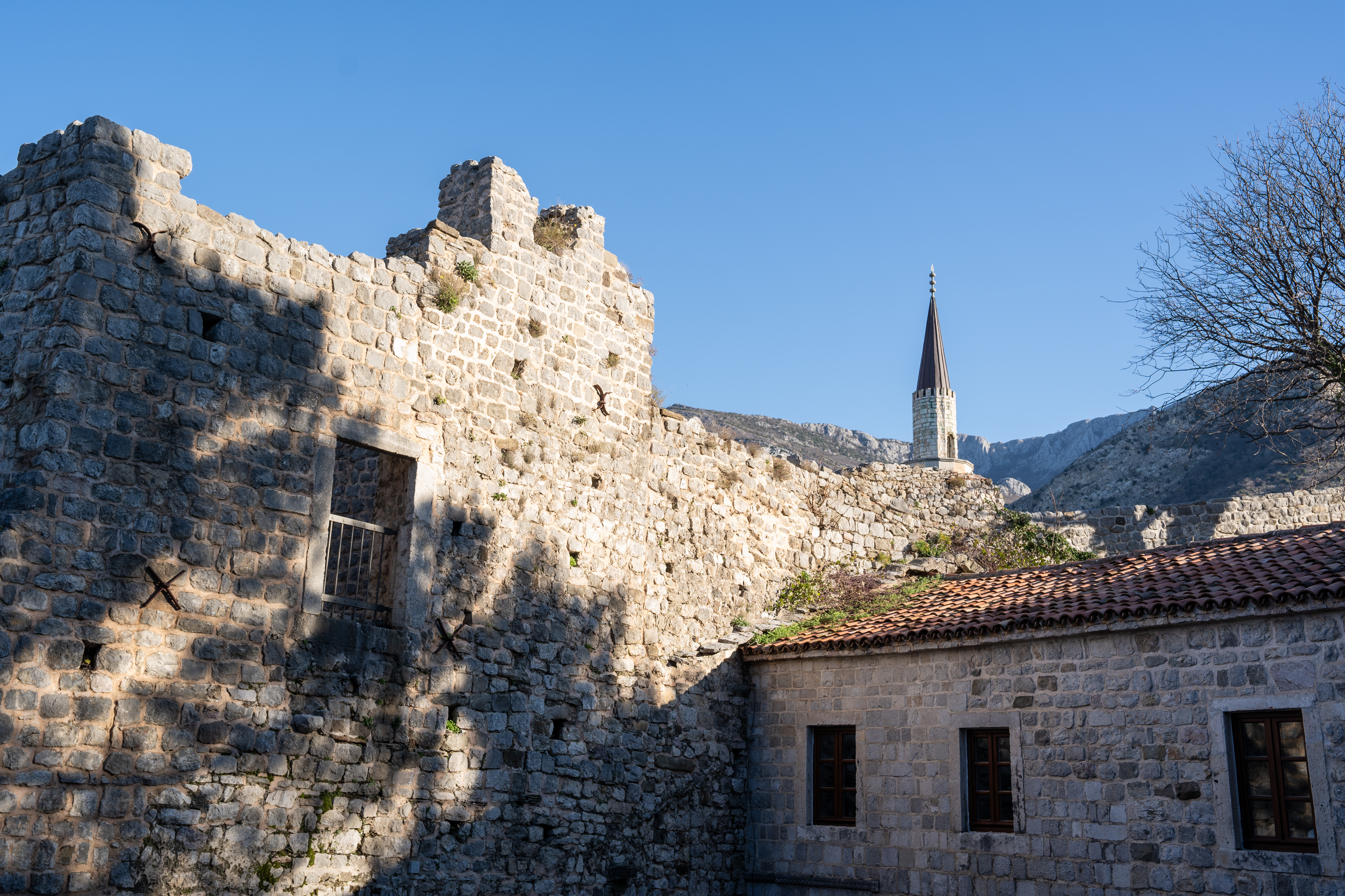 Zidovi koji svjedoče o suživotu