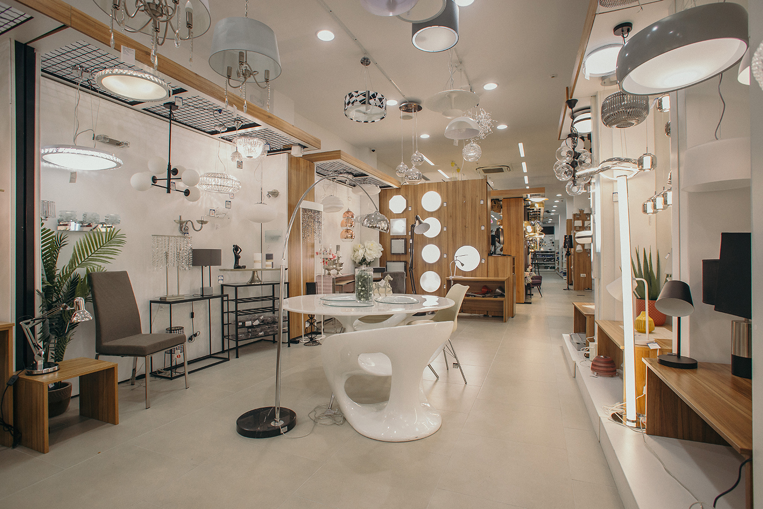 LMC store 1124