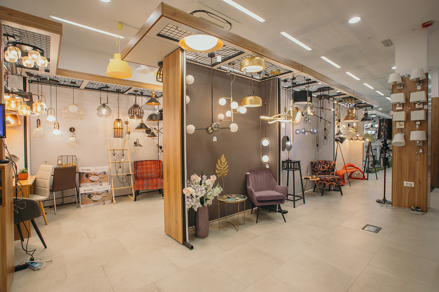 LMC store 1144